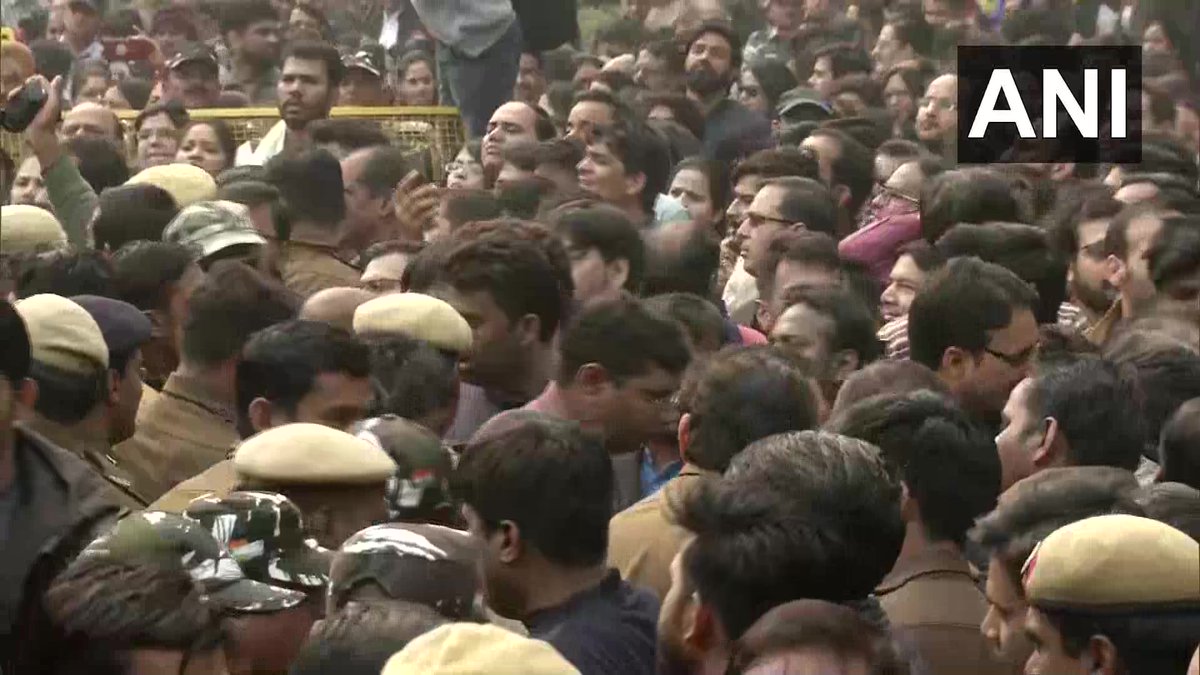 ANI's tweet image. Delhi University Teachers&apos; Association (DUTA) continue their protest outside DU Vice-Chancellor&apos;s office demanding rollback of August 28 circular which stops the appointment of ad-hoc teachers.