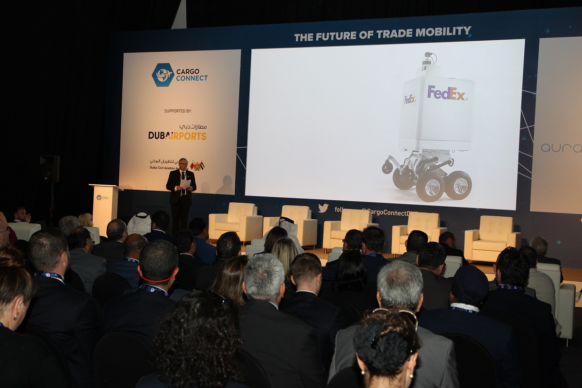 CargoConnectDXB's tweet photo. The effect of automation, artificial intelligence and digitalisation were the key topics at the #CargoConnect conference at #DubaiAirshow2019. Click on the link to get more info
https://t.co/ADd1olxQAX https://t.co/Um19gY5wkm