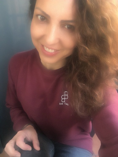 Em dic Carme. En el passat he col·laborat amb <a href="/MSF_Espana/">Médicos Sin Fronteras</a> i <a href="/CaritasCataluny/">Caritas Catalunya</a> Actualment col·laboro amb la ONG Tanzània <a href="/enjipai/">Enjipai</a> , en un projecte per fomentar la cultura massai. També col·laboro amb el Voluntariat per la #llengua @CNLCanAmetller <a href="/cpnlcat/">Consorci per a la Normalització Lingüística</a> #DiaDelVoluntariat  1/2 👇