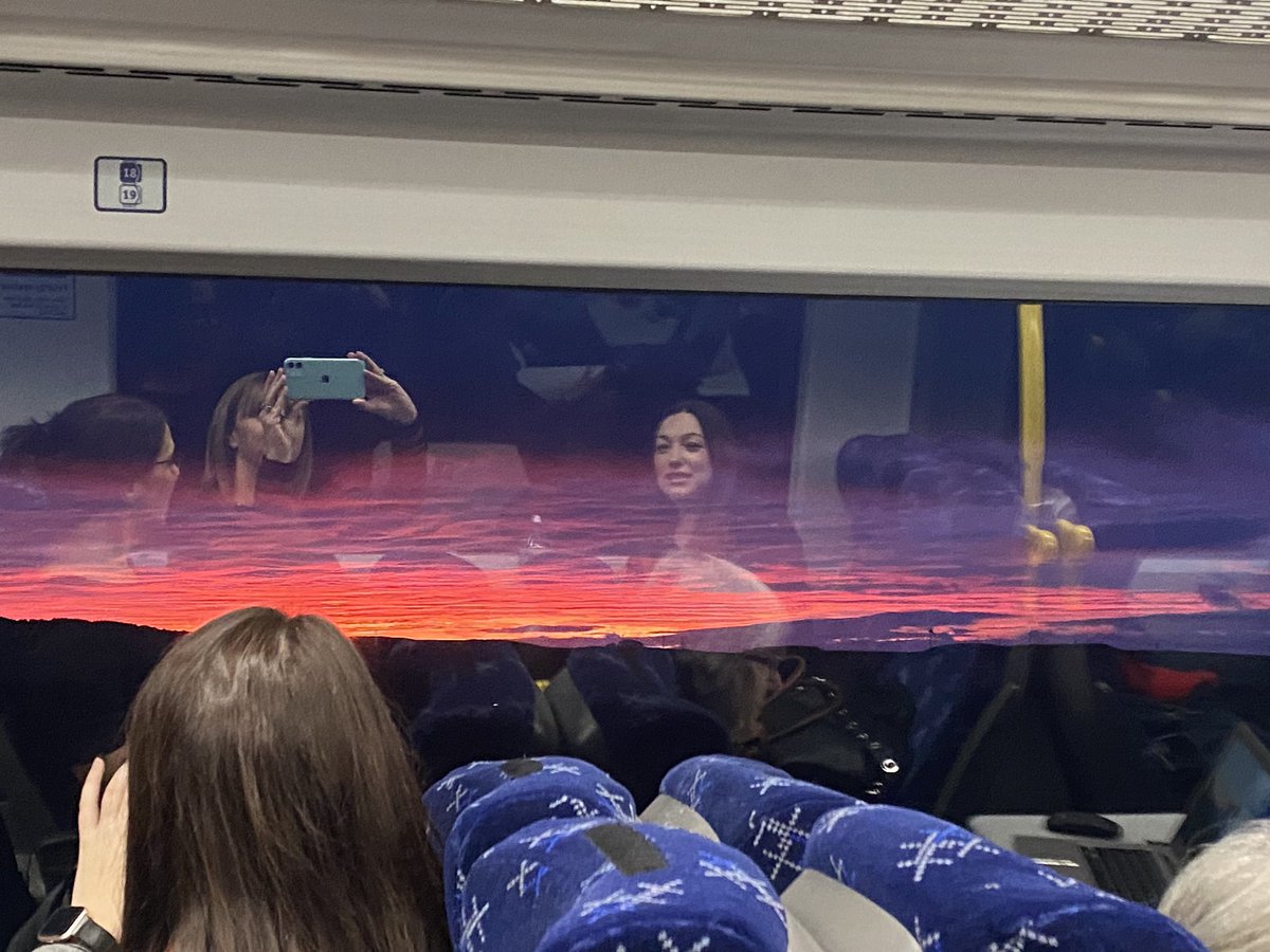 Great start to the day. Heading to the spinal injuries unit, Glasgow for a networking day. <a href="/NoS_MTC/">NoS Major Trauma Centre</a> <a href="/katetvn/">Kate Watson</a> <a href="/Mac77Kirsty/">kirstyMac77</a> <a href="/NHSGrampian/">NHS Grampian</a>