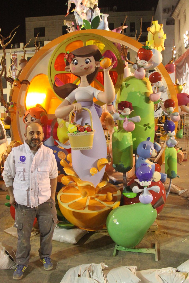 MalaltdeFalles's tweet photo. Òscar Villada aporta una gran dosi d'enginy a les seues #Falles i #Fogueres. L'artista dota a les seues obres d'un estil molt proper al dibuix animat. Coneix més d'ell a @Viquipedia! https://t.co/I3HKExPpuv  #artistafaller #wikipedia #wikifalles #fallas https://t.co/1tY70ZOrEa