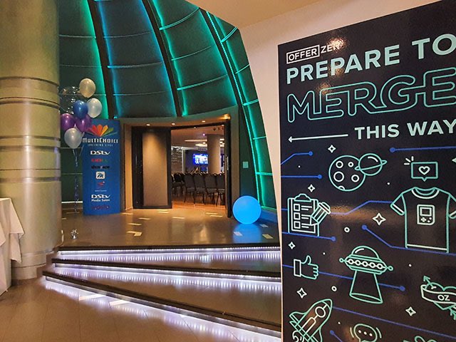 ryannoik's tweet photo. Off the back of this week’s #MergeConf, here’s some comprehensive insight from @OfferZen on what developers can and do earn in SA, what is, and isn’t required and what industries to aim for the best pay. https://t.co/sBWBLbxaOw https://t.co/7F7zchH11T