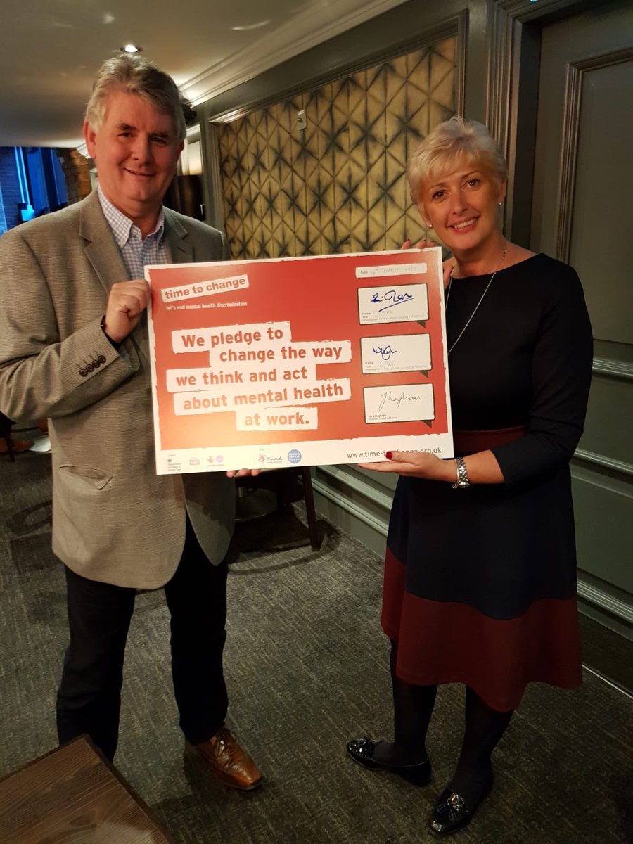 SWBNUH's tweet photo. We’re so excited that the Time to Change Workplace pledge was signed yesterday by @TracyTaylorNUH and @NUHChair. Thank you to Staff Mental Health Council for putting this on the agenda and ensuring that the mental health of our staff is taken seriously #NUHCulture https://t.co/kR81NtYF7i
