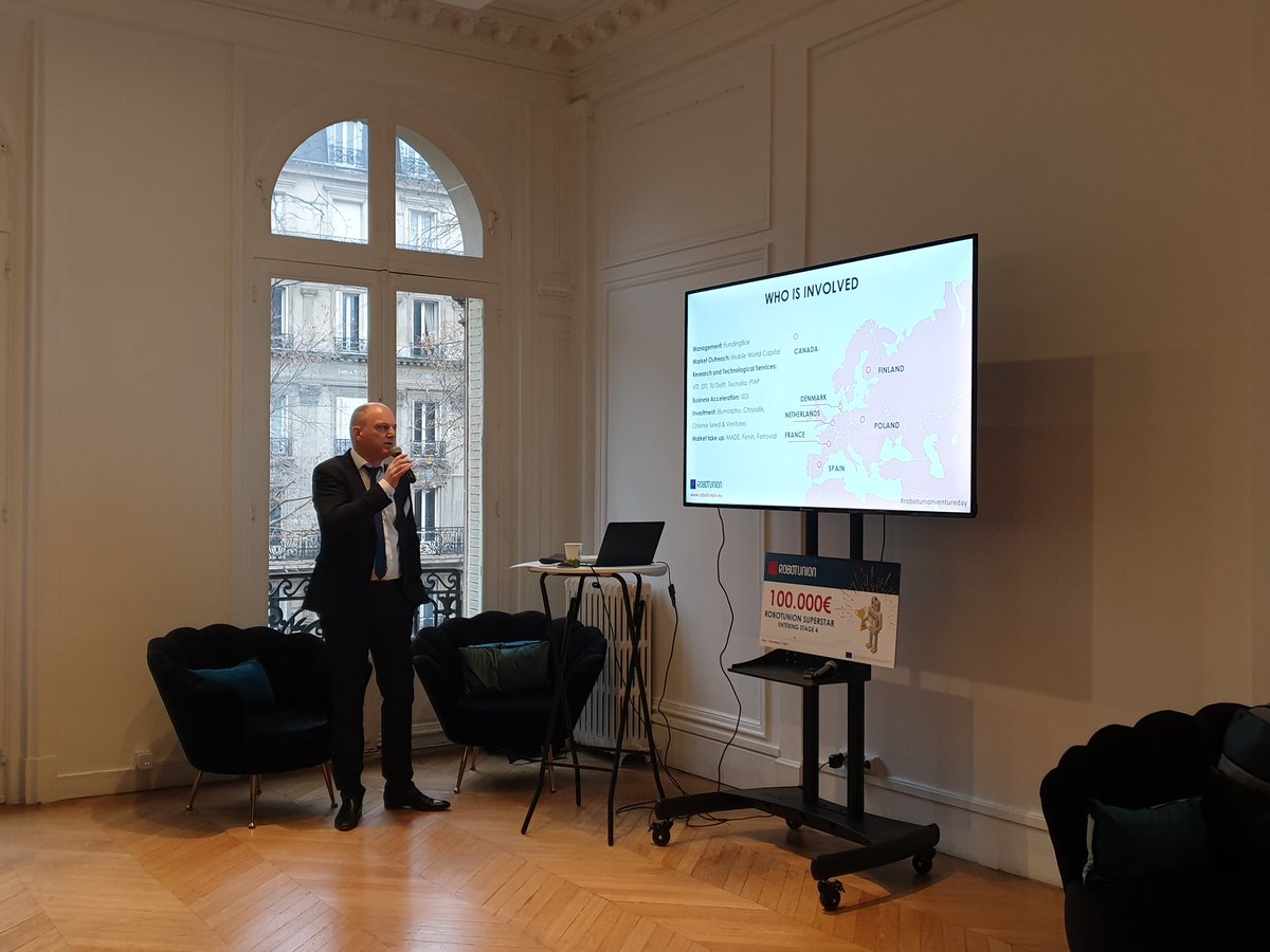 RobotUnion_EU's tweet image. Welcome to the Venture Jury Day! 100k€ will be granted to the best 4 out of the 10 startups from the 1st batch of RobotUnion! Thanks @BlumorphoSAS for organizing this amazing  event in Paris!