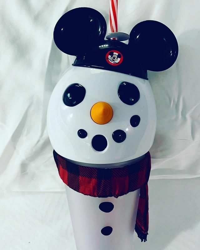 Love is when your husband, whose foot is feeling better thanks to heel cups and epsom salt, walks the half hour round trip journey to the hotel lobby gift store to get a replacement straw for your snowman cup because housekeeping overcompensated for not … ift.tt/33QgKi3