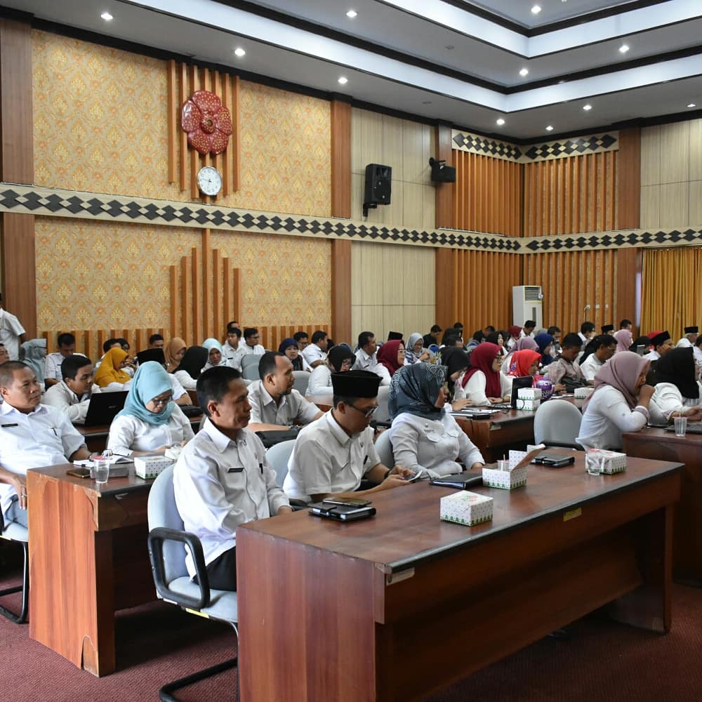 bkdprovbkl's tweet photo. Sosialisasi pengembangan aplikasi di lingkungan pemerintah provinsi bengkulu yang bertempat di gedung pola setda tanggal 4~5 desember 2019 https://t.co/Jslm5aWtvP