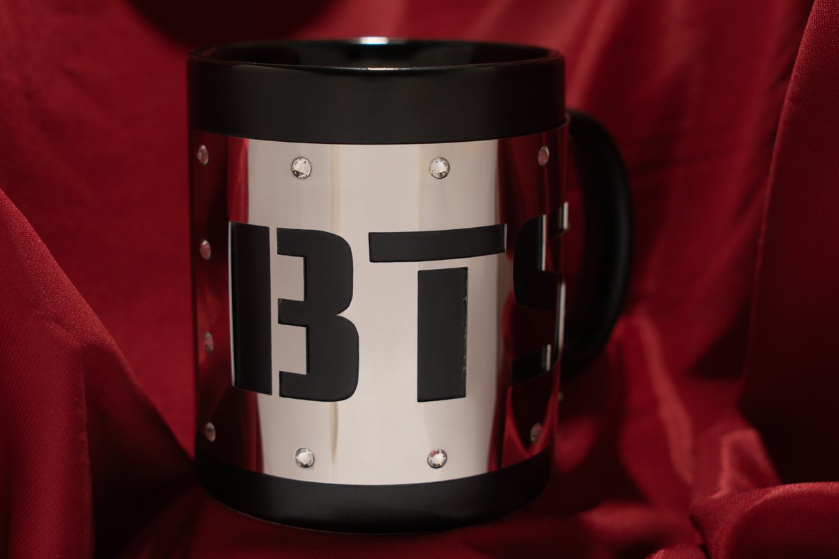luxurymug's tweet photo. One bu one mug in#BTS#Gift box https://t.co/IprgE0Mwl6