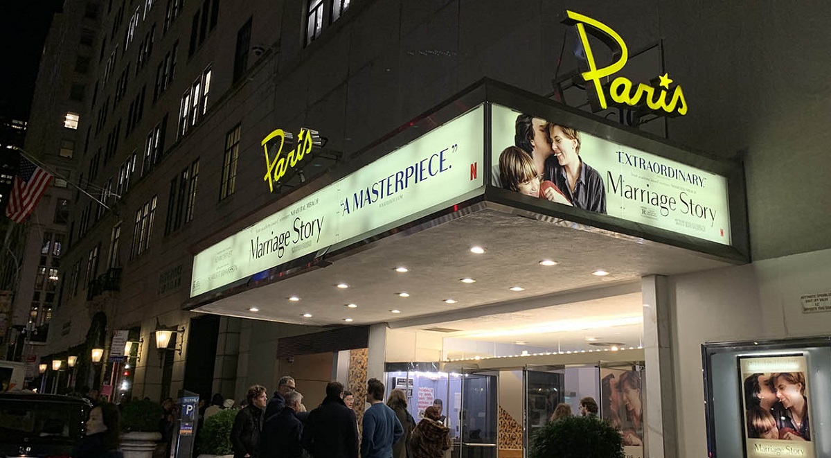 Labodi_srl's tweet photo. @netflix compra il #cinema di New York, @instagram apre oggi il suo primo #pop-up shop, @amazon è sempre più #reale con i suoi store fisici. I grandi colossi del terzo millennio conciliano reale e virtuale. 
👉 https://t.co/gQPWiiyTq9
*Fonte immagine: https://t.co/mOkORXfYDB https://t.co/ePJDoRfIJk