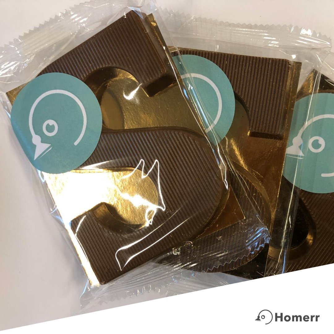 Het is vandaag de dag van de lieve goede Sint 🎁, 
Wij zijn natuurlijk benieuwd wat je van de Homerr chocolade letter vindt!
Daar zit uiteraard ook een gedichtje bij, 
Want wij zijn met jou heel erg blij! 😃 
We hopen dat je ervan geniet.
Veel liefs van de Homerr Sint en Piet.