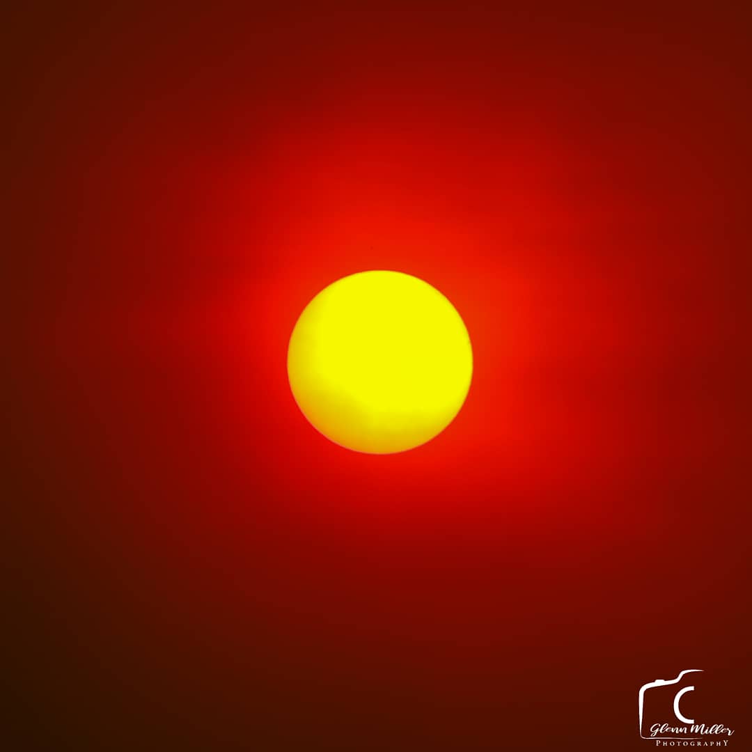 A smokey blood red sunset over Sydney's south-west. 📷 Canon 7D markii 100-400mm f/4.5-5.6L IS USM

#sunset #smokey #nswfires #firesnsw #bushfires #bushfiresnsw #redsun #smokehaze #summer #bushfireseason #bushfiresmoke