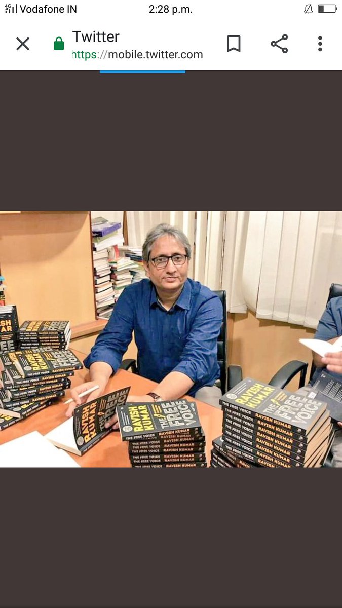 Voice of the voiceless people. The only mainstream Indian 🇮🇳 journalist holding ethics of journalism high.

Happy birthday Ravish Kumar. May God bless you with health and happiness. #HappyBirthdayRavishKumar