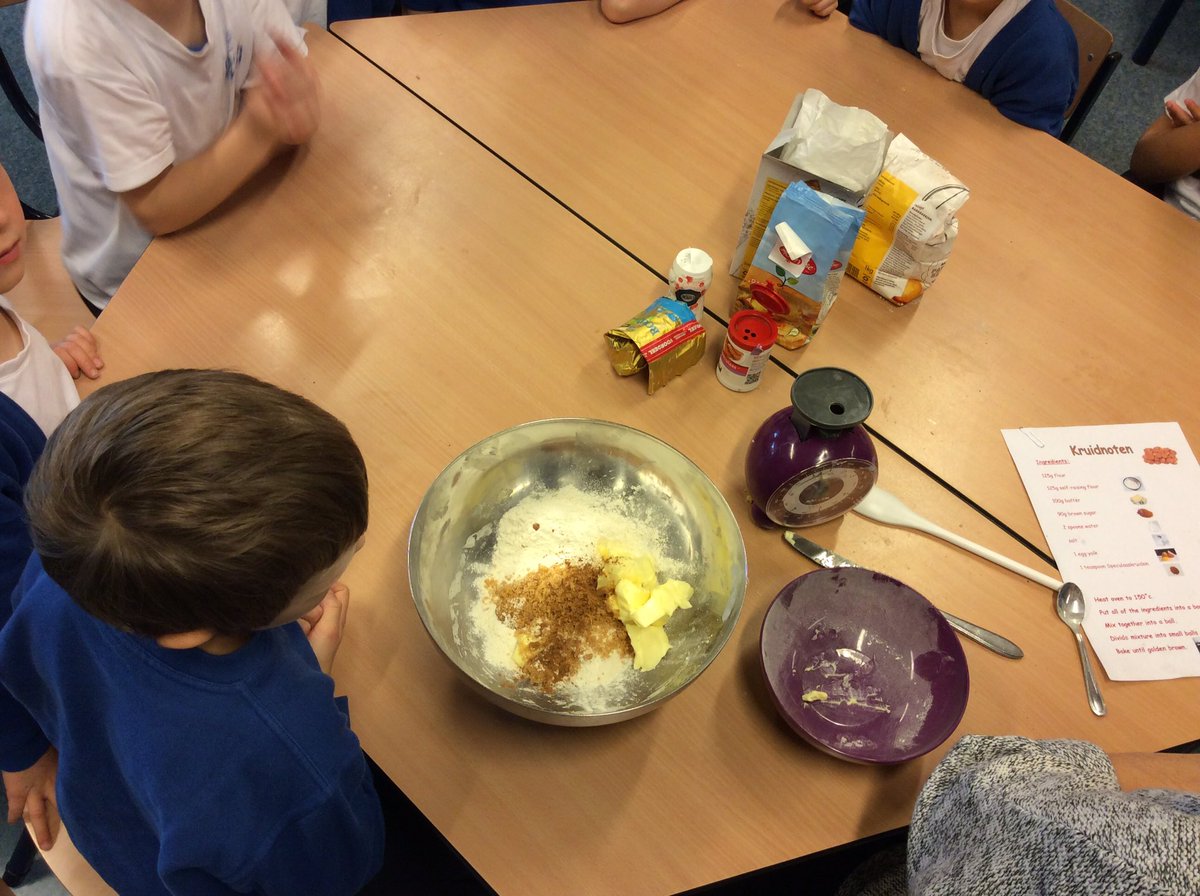 BSNJSL's tweet photo. Making Kruidnoten in #jsly1
What will happen to our mixture after it has been in the oven? It certainly smells delicious! #foodtech https://t.co/qYrfdDLBk6
