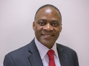 RHeyderman's tweet photo. Looking forward to Royal Society Africa Prize Seminar Monday Dec 9 2019 celebrating Prof Henry Mwandumba's  work on lung macrophage immunity in HIV and his leadership in the College of Medicine in Malawi @MlwTrust @LSTMnews.
https://t.co/lUW8QCSh5i https://t.co/QPFTfBDy7y