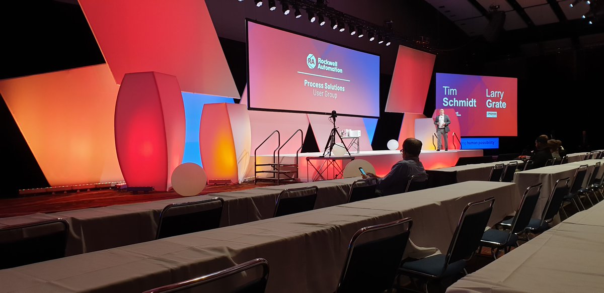 WrightsCode's tweet photo. Happy Thursday! We are looking back on a great trip to the USA. Minneapolis, Chicago and Philadelphia - you gave us great talks, discussions and new impressions.
#tbt #CodeWrightsgoessocial #businesstrip #usa #RockwellAutomationFair #deviceintegration #softwaresolution https://t.co/xlOGkjvq4C