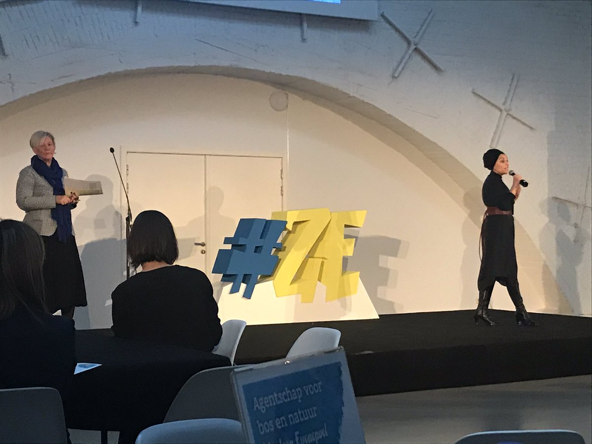 Startschot van boeklancering #ZeroExclusion #ZE! Knap werk van <a href="/WendyRanschaer1/">Wendy Ranschaert</a> Fatima Yassir en co. Trotse <a href="/FonsLeroy/">Fons Leroy</a> die oproept tot #ZeroExcluSion én #ZeroEmission. Opletten niet enkel te focussen op instroom maar ook op retentie.