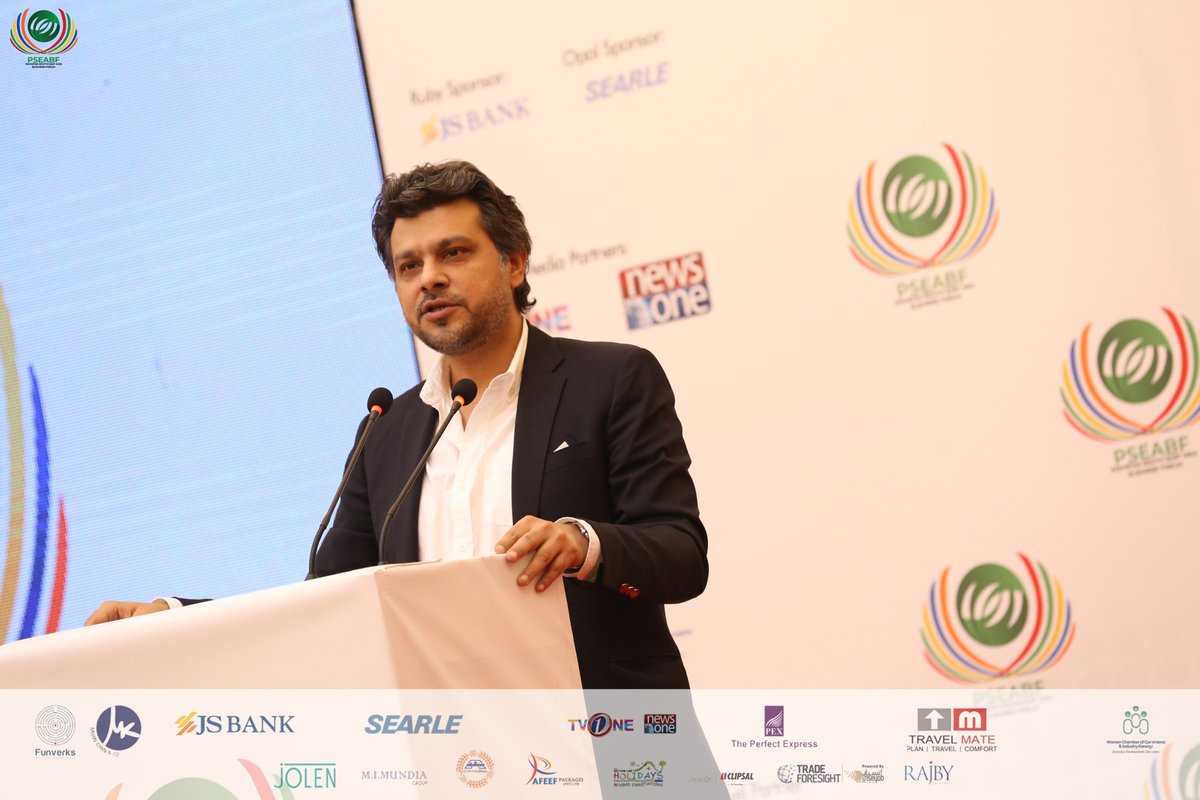 PSEABF's tweet photo. Mr. @fksquared CEO SEED Venture addressing the audience at Pakistan South East Asia Business Forum , International Business Conference 2019 # PSEABF2019 # IBC2019 # Karachi https://t.co/IA3PnT32de