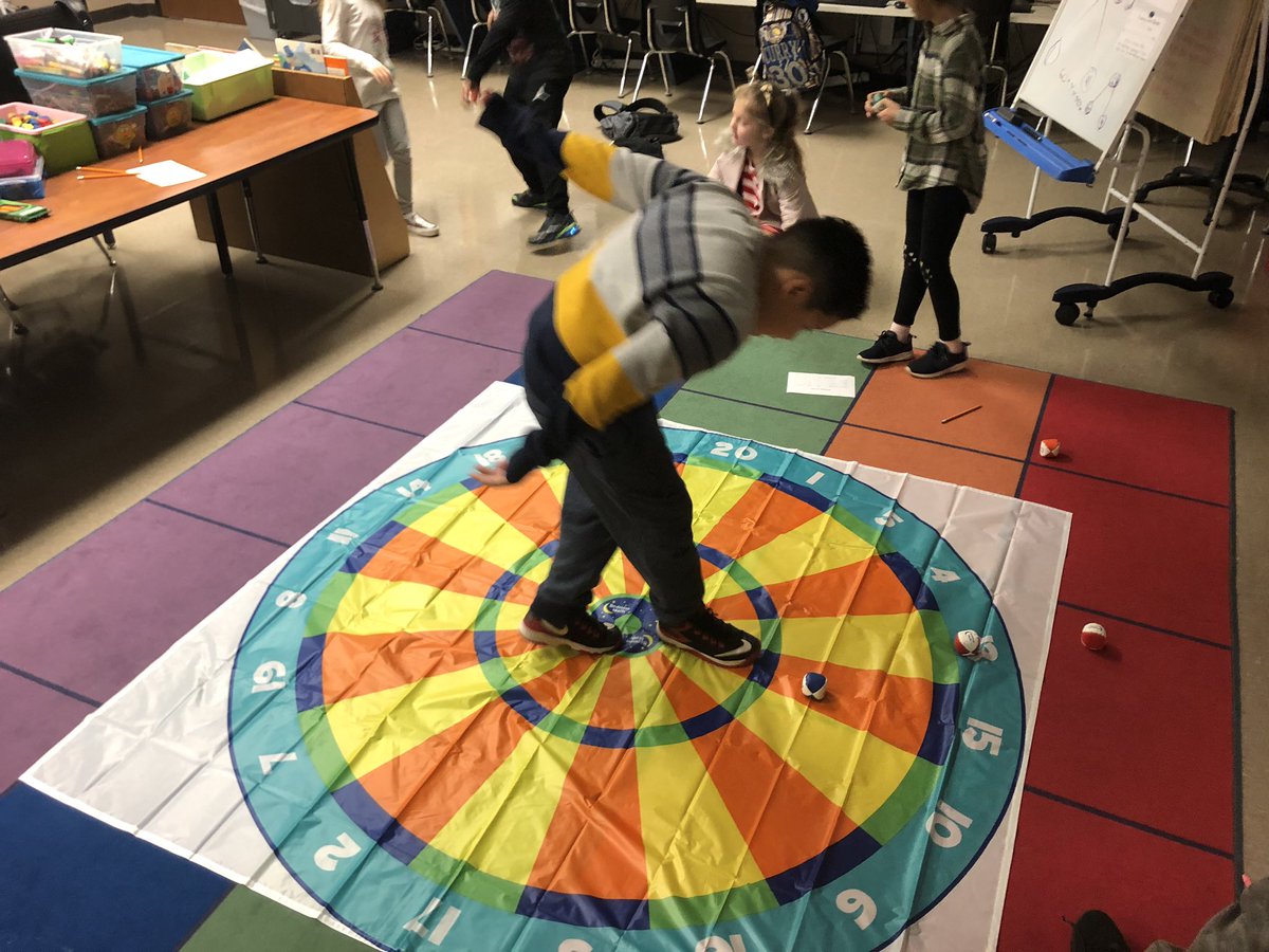 MESmath_tech's tweet image. 3rd Math Club students engaged in math movement by playing darts. Mental math by adding, doubling and multiplying. #mathmovement @MabletonES @CobbMathDept