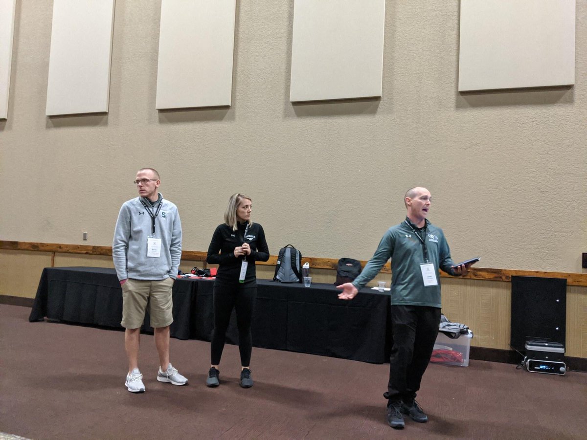 smspillar's tweet photo. Standing room only at our presentation. We are proud to represent ⁦⁦@SCSWellness⁩ #NotYourParentsPE #wellness #ohioapherd2019 #OFRED https://t.co/YC4umOpoqu