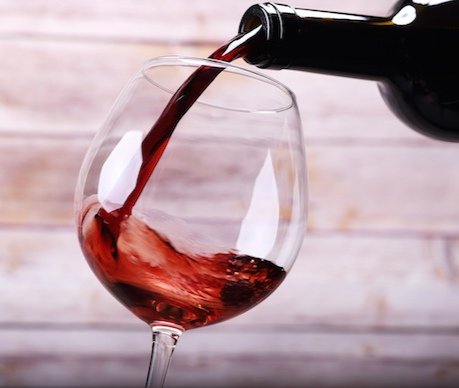 Tomorrow we'll have the pleasure of having Imogen from <a href="/Nekterwines/">Nekter Wines</a> at our shop in Chiswick, for our first December free barrel pouring!
Don't miss the chance to try some fantastic wines from California, South Africa and Australia!
#thegoodwineshop #chiswick #winetasting