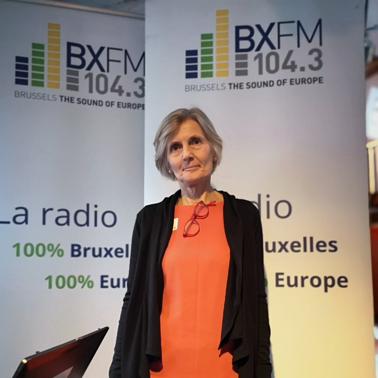 BXFM1043's tweet photo. Anna Sangiorgi au micro de Richard lors des #EU_give/BeShared. Anna est Project Advisor chez Consorzio Arca, un incubateur de l'université de Palerme qui fait partie de #EU_Give 🎧⤵️
https://t.co/cs9Zq4Z7H2 https://t.co/BYFfGPYlyb