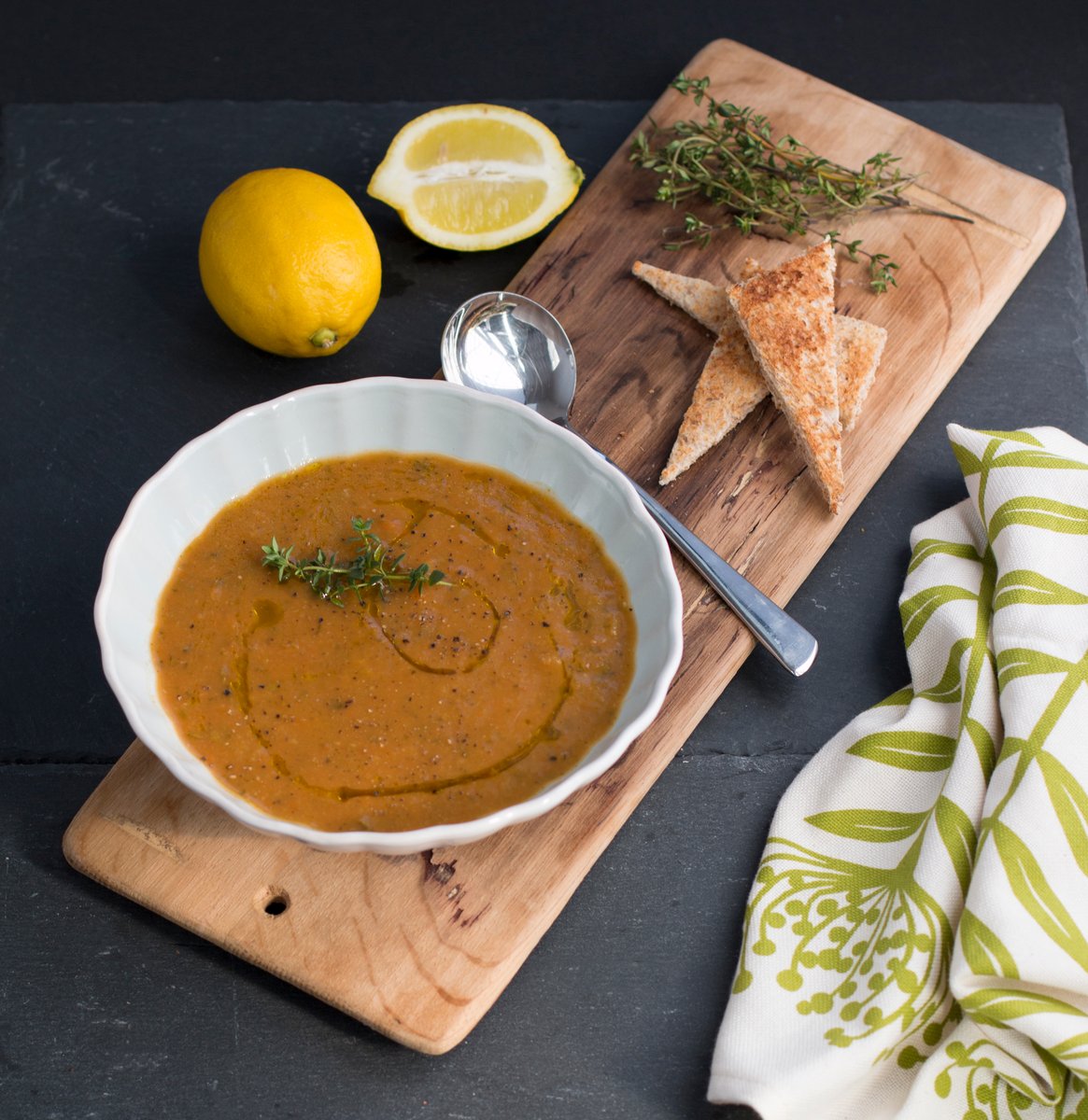 PureSouthPress's tweet photo. Think it’s too much trouble to make your favourite soups at home? Here’s a quick and tasty recipe for your next soup craving.

Perfect with a drizzle of @PureSouthPress #AvocadoOil to cook and to serve. Available in @Tesco stores all over the UK.
https://t.co/tzINA0wBuP https://t.co/i0BTvq4VIC