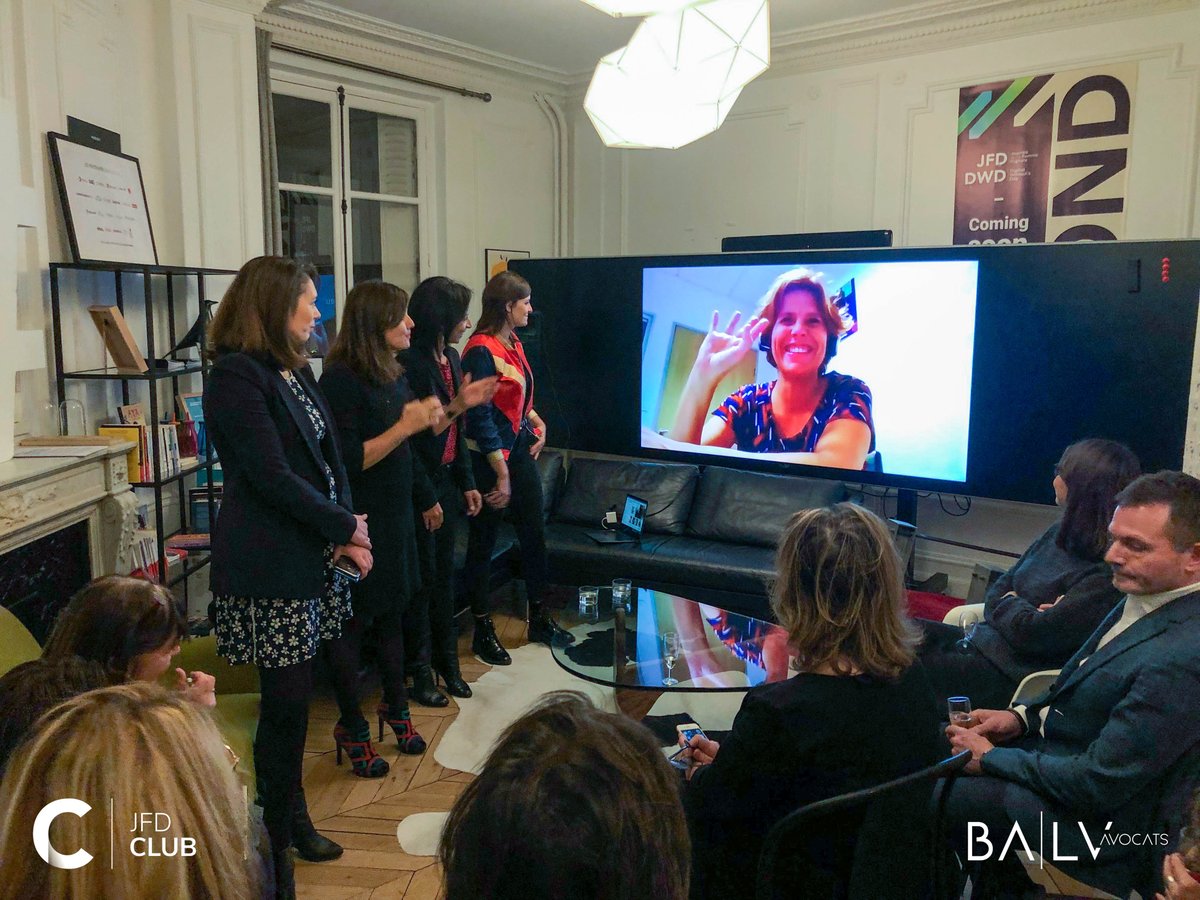 joinjfd's tweet photo. Parce qu'il est aussi important de célébrer 🎉l'échec, retour en images sur notre dernier événement #JFDClub #BeyondFailure avec @cec_morel, @Bai_Achidi, @Laure_Varachas et @A_Richardin.
#Networking #WomeninTech https://t.co/0BUYKsqUli