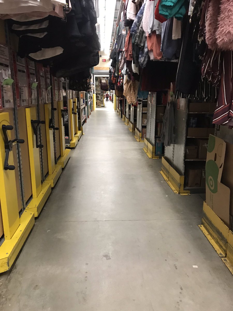 Opening the day strong at T61.  Let’s drive some sales! @ContrucciJoe <a href="/4everettMark/">Mark.Everett</a> @jodijordheim