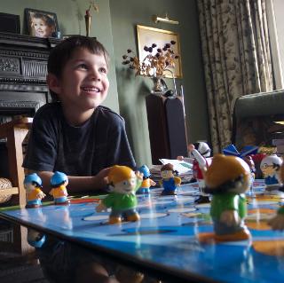 FUNnGames4HCP's tweet image. Let us know how we can improve Fun 'n' Games for #you this new-year! It only takes 5 minutes to complete our survey. Even if you haven't used Fun 'n' Games before we would still love to hear from you: newcastle.onlinesurveys.ac.uk/fun-n-games-we…

#hemiplegia #cerebralpalsy #neurodisability
@HemiHelp