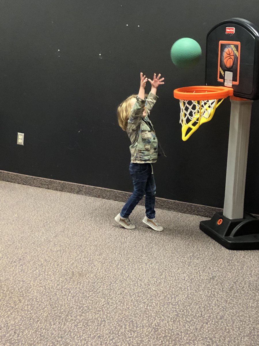 Tami Miller tweet media