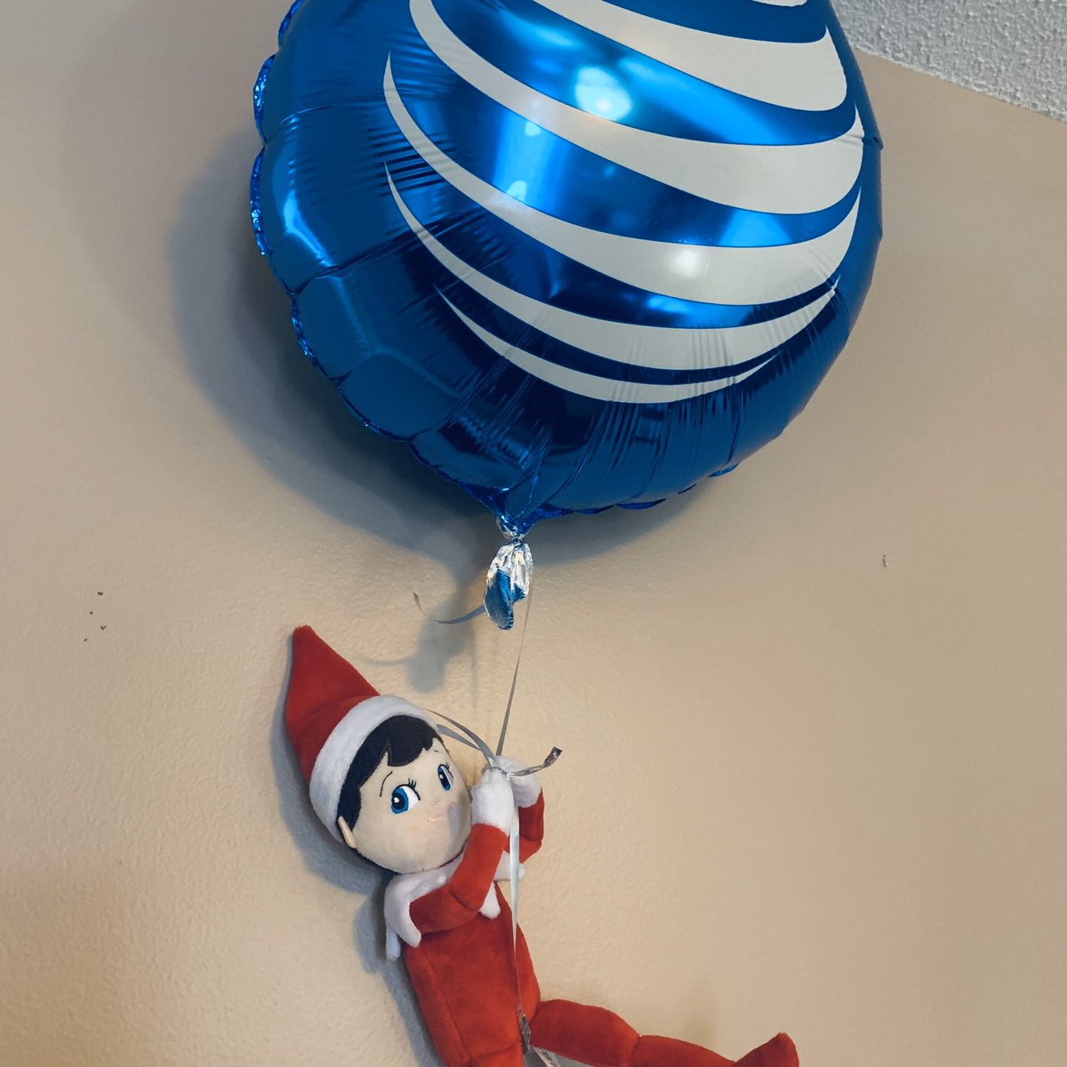 Hope_Chapman's tweet image. Meet “Dash” our newest member of the #WinCT #PrimeFam 🎅🏼 ⛄️ 🎁 Don’t be surprised if you see him in our CT stores to bring cheer throughout the month! #FirstDayBestDay @jmailloux19 @johnjarvjr