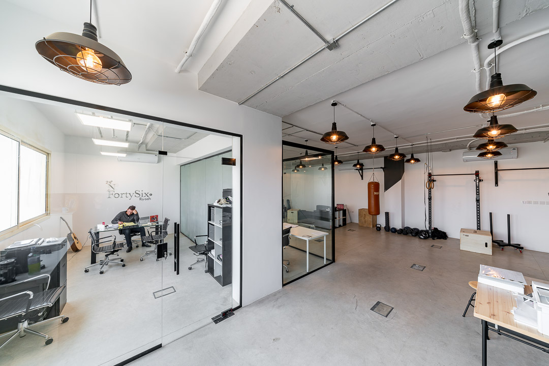 SahailCo's tweet photo. #fitout#design#privetoffice#white#black #24nfortysixe https://t.co/p8HddYFv4c