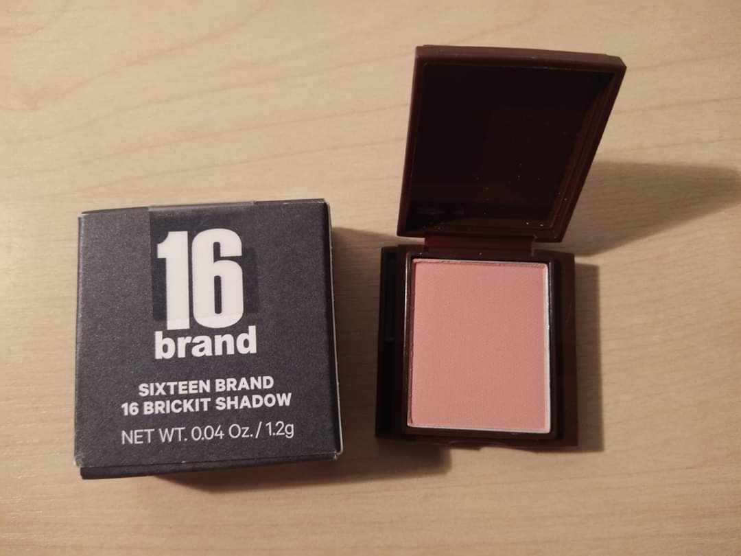 Iamgrandma_'s tweet image. 16 Brand 16 Brickit Shadow #SP08 PINK CLOUD (ล็อตผลิตปี 2016 นับตั้งแต่วันที่เปิดใช้)

 ตลับละ 230.- (ปกติราคาชิ้นละ 520THB)

#เครื่องสําอางเกาหลี #ชี้เป้าโปรถูก #ของดีบอกต่อ #HowtoPerfect #ของมันต้องมี #สกินแคร์เกาหลี