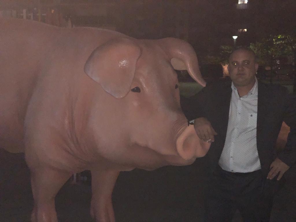 ➡️@DavidUrieta ganador del sorteo 📸🐷#PremiosPorcDOr2019
¡¡¡Enhorabuena David!!!
SOMMOS Hoteles Hotel #Aneto #Benasque 🥂❄️☃️