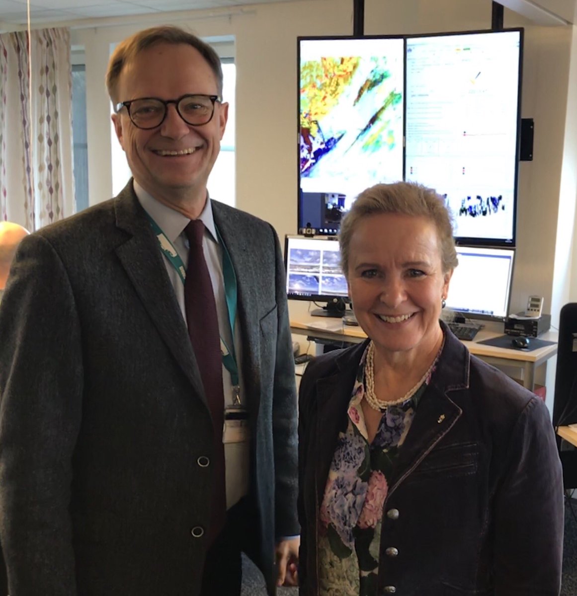 Tack Therese Mattsson <a href="/Kustbevakningen/">Kustbevakningen</a> för ditt besök på <a href="/SMHI/">SMHI</a>. Två myndigheter som jobbar tillsammans för säkerhet och miljö.