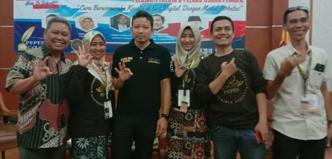 echyfairuz17's tweet photo. Congrat for @PEPESOfficial Pekot Cilegon yang telah sukses menyelenggarakan 2 pelatihan sekaligus dalam 1 hari 👏

Smoga kedepannya makin sukses.

Salam #UMKMMajuIndonesiaSejahtera 
#GerakanBelanjaBuatanMak 
#PEPESAcademy https://t.co/M2rTJTSLHW