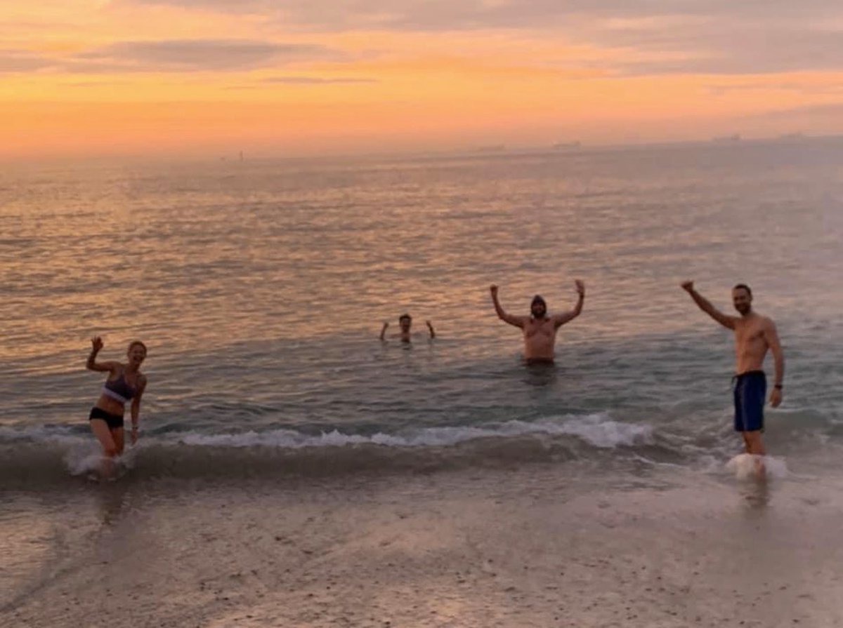 TranslationDan's tweet image. Early morning sunrise 5 degree sea swim with @ceciliaenback @Zelenka_Roman  @IngeRatsep and other colleagues from the translation industry at the Eulogia event I’m hosting in Southsea.  What an amazing way to start the day! #southsea #translation #seaswimming #sunrise