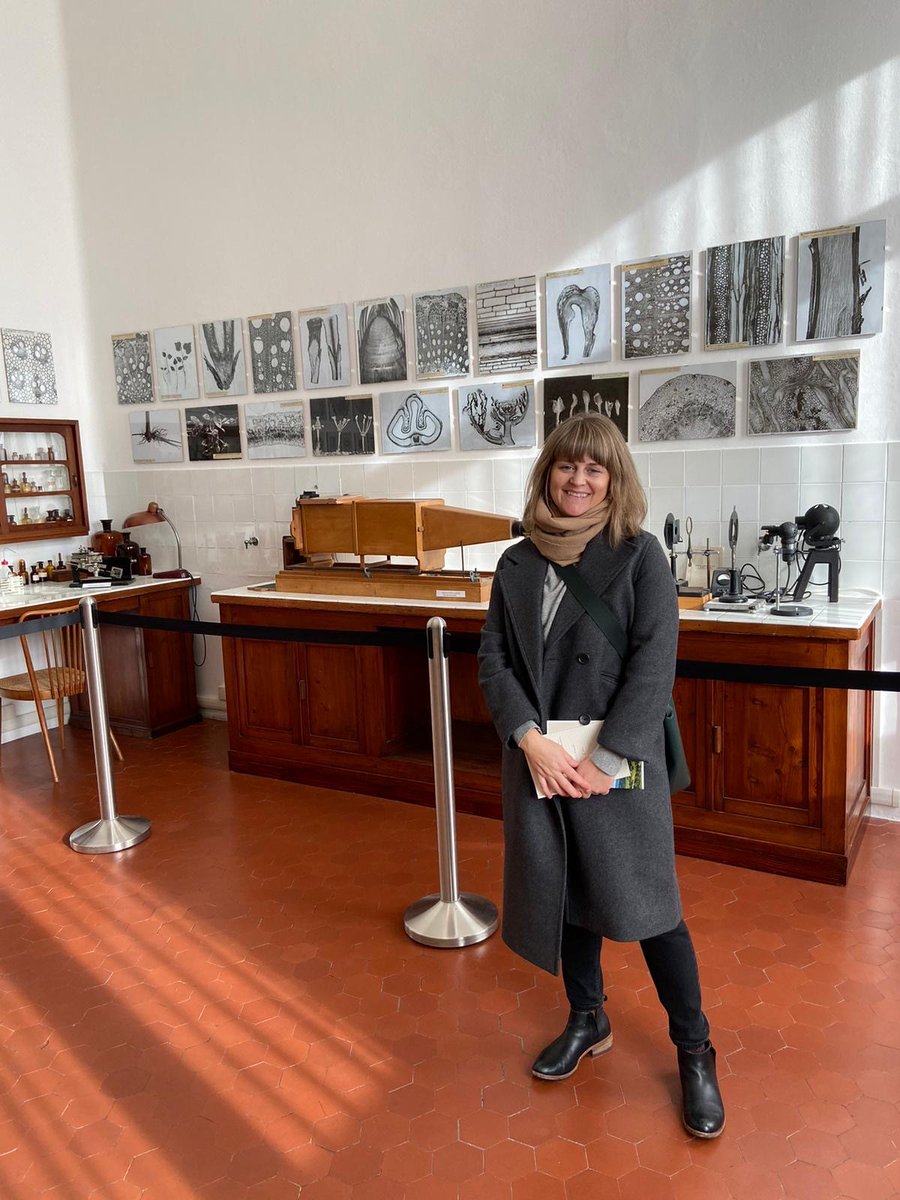ProseccoCV's tweet photo. .@kateleahy travels the world in search of food&amp;wine stories to tell in her books. She spent a few days in the hills of Prosecco Superiore for a forthcoming publication dedicated to Italy, where she'll also talk about our sparkling wine and where its worldwide success originated https://t.co/ehNbjY3CpW