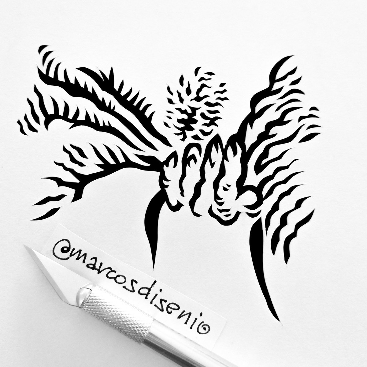 marcosdisenio's tweet photo. "Title Of Artwork": Made this hand-cut kirigami piece from a 20x20cm paper (finished piece &amp; cutting photos).
#kunst #arte #art #myart #kirigamiart #cutoutart #paperart #papercutoutart #papercuttingart #handcutart #nofilterart #blackandwhiteart #grrrl #bodyparts https://t.co/5hFPqOmjCR