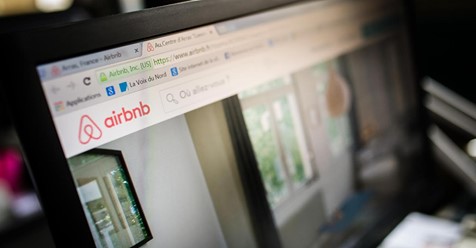 La startup parisienne <a href="/HostnFly/">HostnFly</a> débarque à #Lille où elle compte bien profiter du boom des locations #airbnb 

vdn.lv/t9xXJc