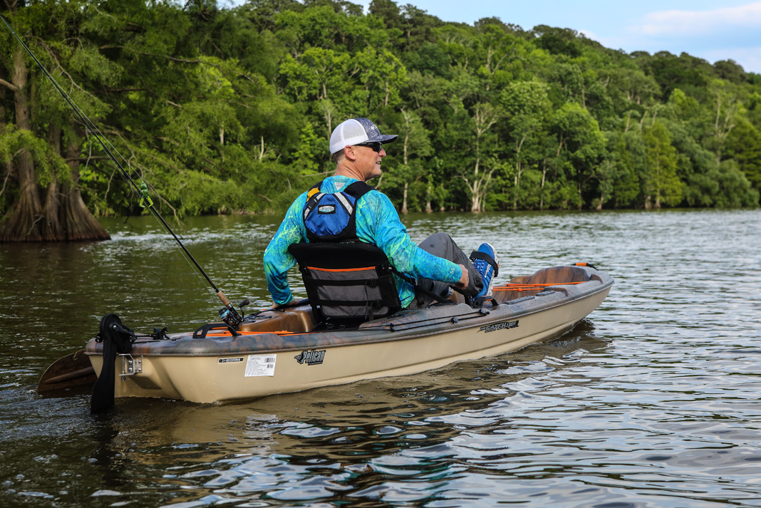 KayakAnglerMag's tweet photo. Pelican is the first company to put a pedal drive in a thermoformed kayak. Full review on the Pelican Catch 130 HyDryve below ๐
.
https://t.co/3dz9QzhH5V
.
๐ท Patrick Buzz Hayes | โ๏ธ Ric Burnley
.
#KayakFishing #KayakAngler #TightLines #FishingKayak #PedalDrive #YakFishing https://t.co/qixXFm0WF5
