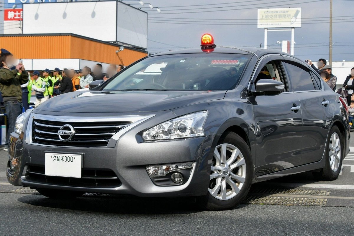 Mf10l33 Twitter પર 福岡県警本部 機動捜査隊 筑後地区班 130マークx中期型 L33ティアナ覆面 筑後機捜からは2台が参加 筑後地区では唯一機捜参加の式だったようです 2台とも赤上げにフラビと最高にカッコ良かったです マークxは筑豊機捜と同じ社外アルミでした