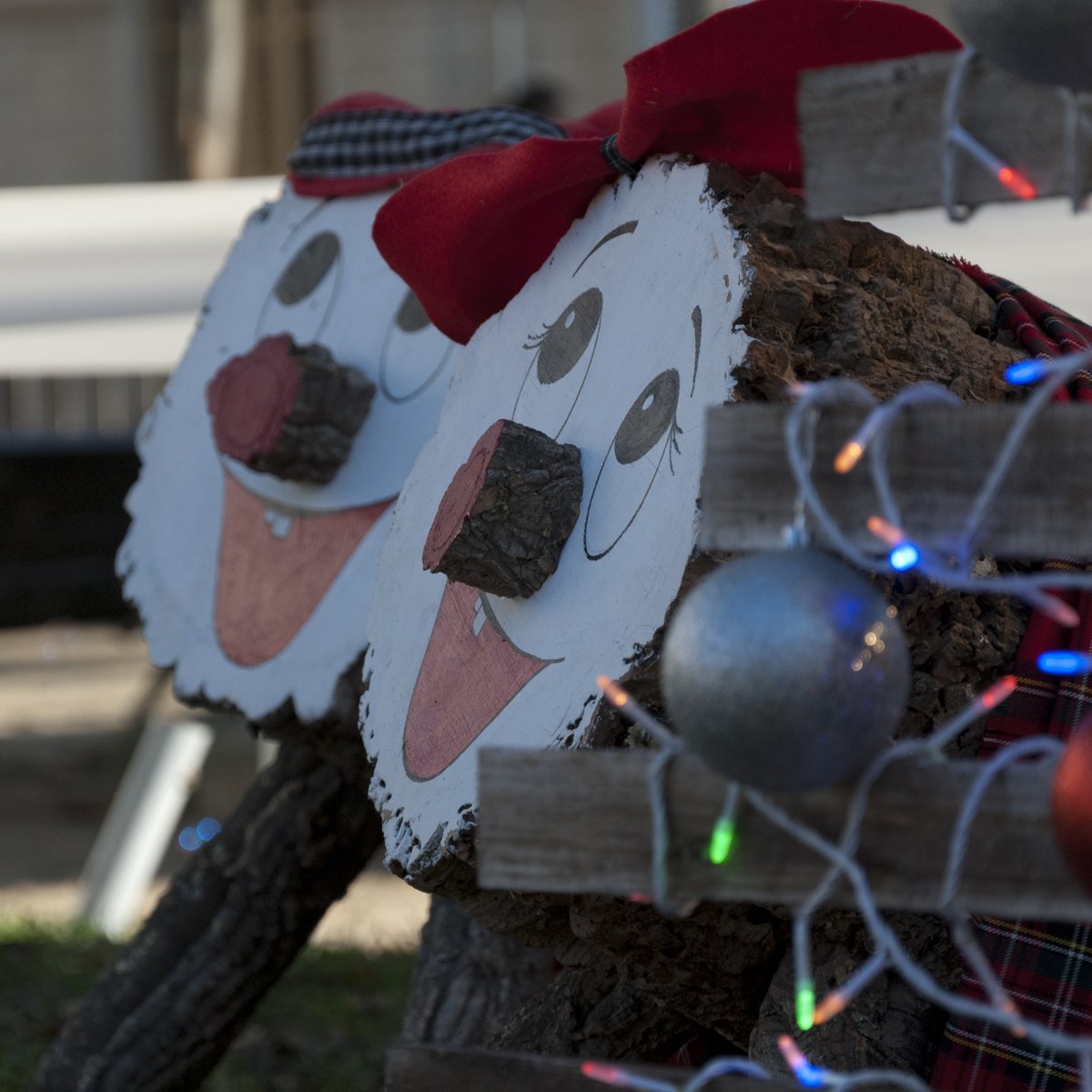 Arriba el Món del Tió!😍10 dies plens d’il·lusió i d’activitats nadalenques!🌟 Contes de Nadal, el bosc dels tions, les cases de les fades, música, tallers creatius i el tió gegant!🎁 Un munt d’activitats per a poder gaudir del Nadal! Del 14 al 23 de desembre a Rubí! 
#Nadal #tio
