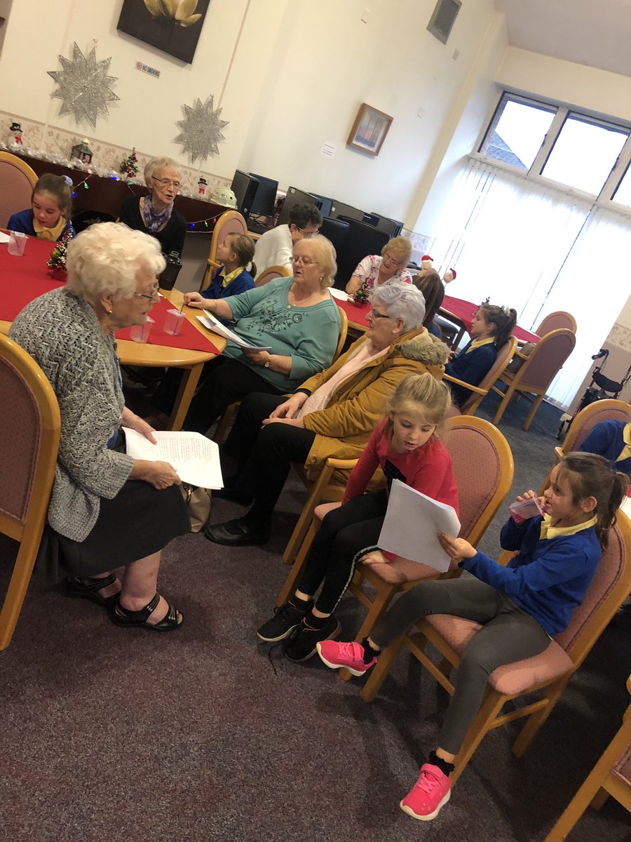 MissRPitmanRYF's tweet photo. We truly have made good friends here! Glee Club loves going to William Adams Court every week! 🥰 @rhosyfedwen https://t.co/ybAXuQojVO