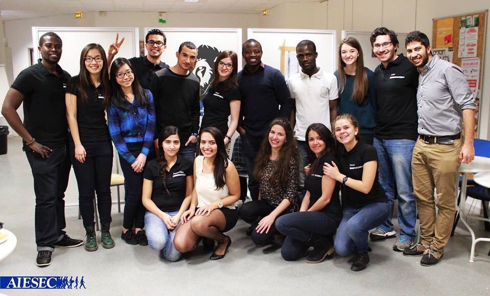 vverver's tweet photo. Today is international Volunteer day! #IVD2019

One of the reasons why I’ve been volunteering: you always receive more than you give. 💙

Big thanks to @AIESEC, @Afevparis, @OpenShkola, @UNVOnline, @UNV_ROWCA for all opportunities to contribute to the #SDGs 🌍
#GlobalGoals https://t.co/dGh64yOGvV