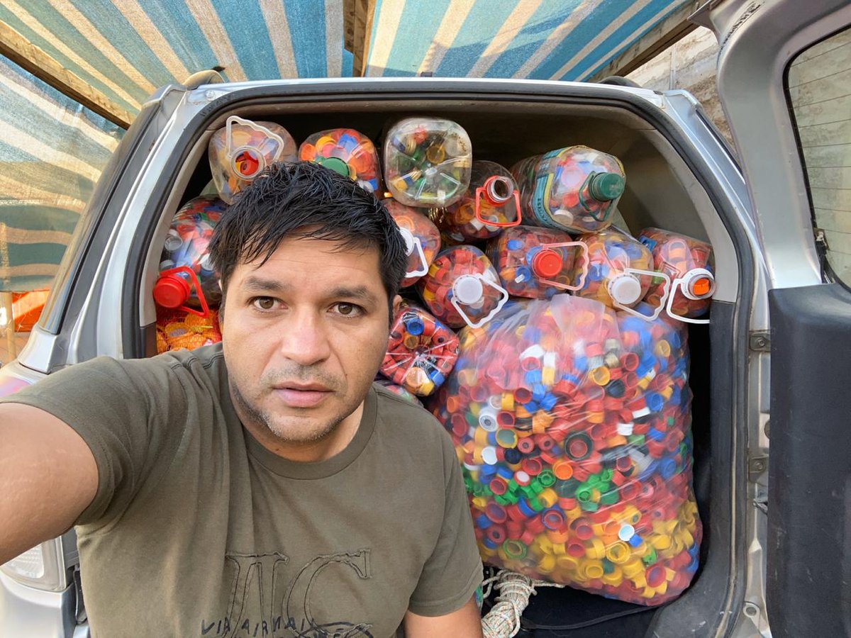 erwin_olmos's tweet photo. Buen día amig@s 

 Ya camino a Stgo entrega d “Tapitas x La Vida”. Campaña que irán en ayuda de nuestros Niñ@s del Centro Oncológico y que padecen CANCER 

Gracias mi gente linda por sumarse 

#LeyDelCancer
@PANCHOSAAVEDRA https://t.co/CIya6E45HV
