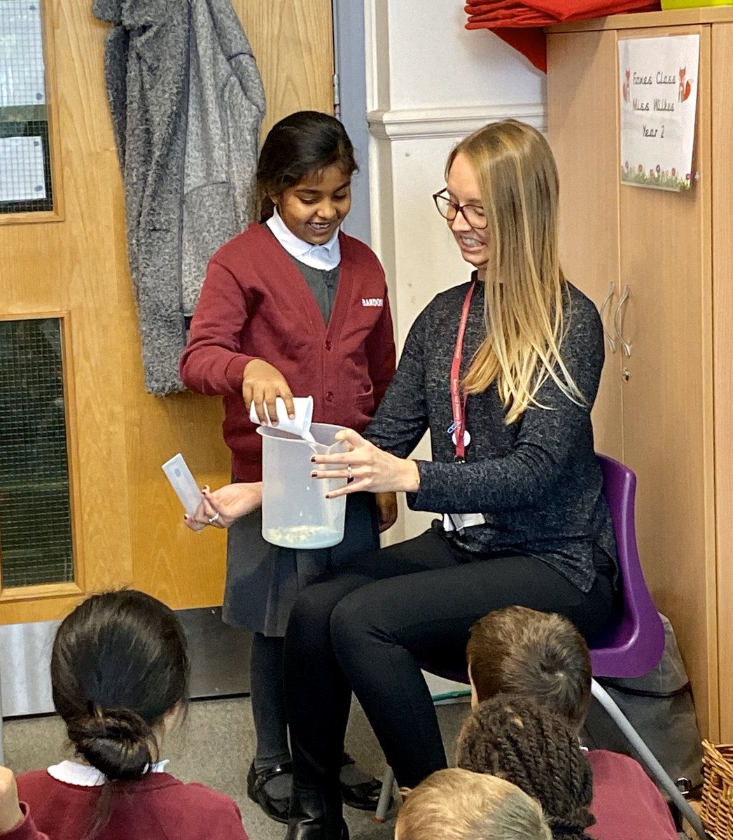 WoodFieldGLT's tweet photo. Lots of laughter in Year 2 this morning as the children made a marvellous medicine for Grandma Kranky! 😂👵🏻 🍵 What would you put in your medicine? #georgesmarvellousmedicine #roalddahl #powerofreading #makelearningmemorable https://t.co/16sOHiojzo
