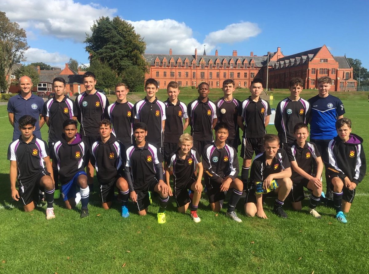 ellesmerecoll's tweet photo. The @EllesmereFootb1 Academy finished off a fine first half of the season with an outstanding 6-0 victory against Ludlow College - with a hat trick from captain Will Mullock.    
 
Congrats to the team &amp; Coach David Raven who have been working hard all term - what a finale! https://t.co/O2ZC75zJp7