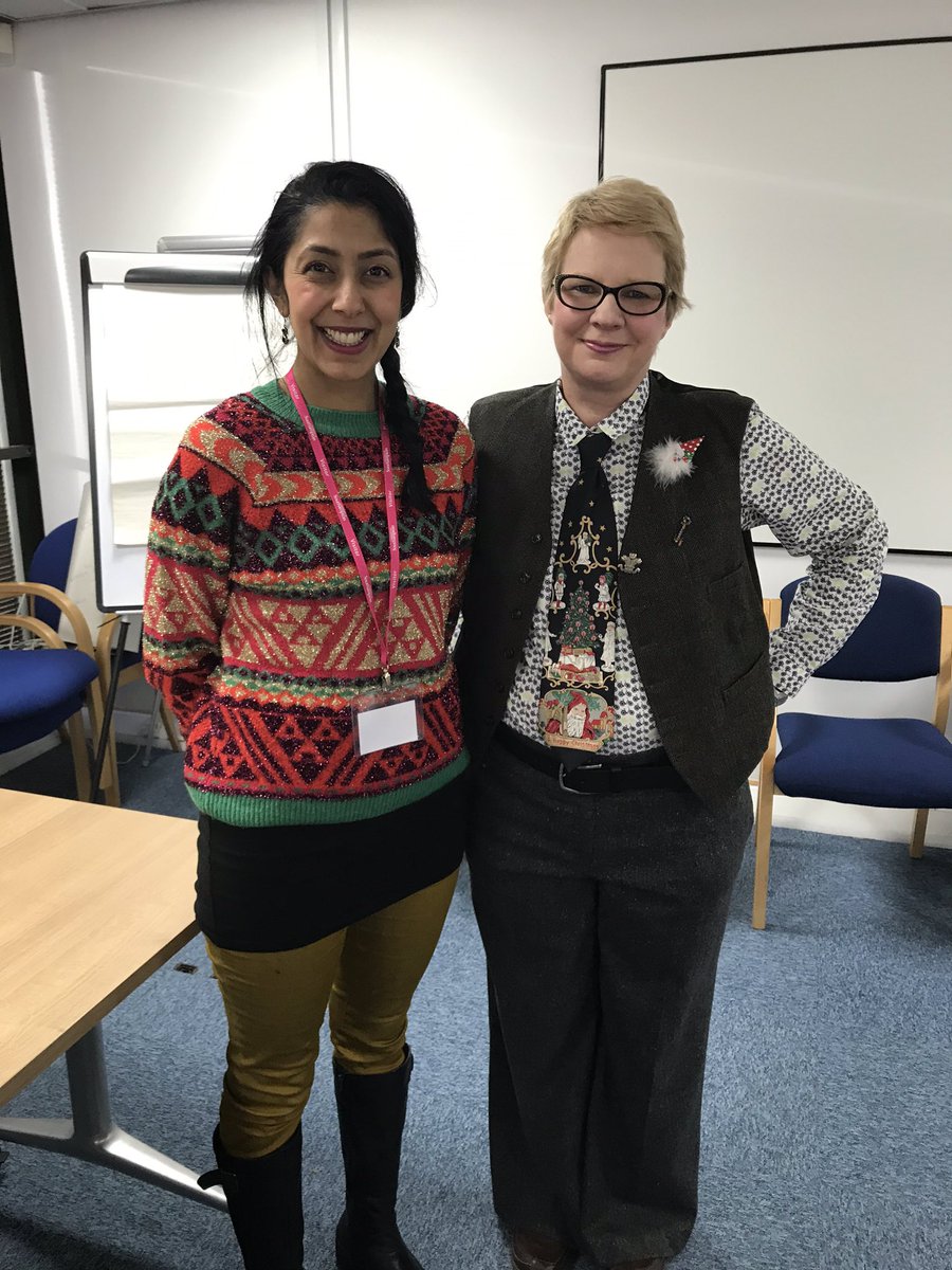 RPandyaWood's tweet image. Jennifer Bostock and I delivering our #ethicalissues #ppi #researchdesign workshop for #NETSCC staff @NIHRresearch @Sharebank1 WessexPin (in festive attire) @NIHR_RDSEM