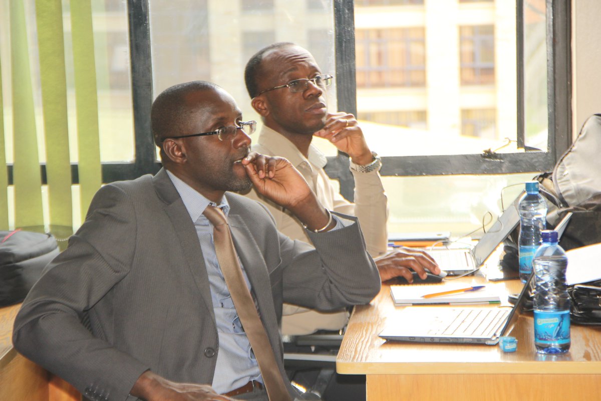 KIPPRAKENYA's tweet image. What is the difference between Prospective evaluation and Retrospective evaluation??
@robertlensink taking #KIPPRA staff through the 1st day of the training.
#Financialinclusion #FInancialreforms 
#ResearchandFintechinclusion @CGFSOAS @DesireKanga @isoumare