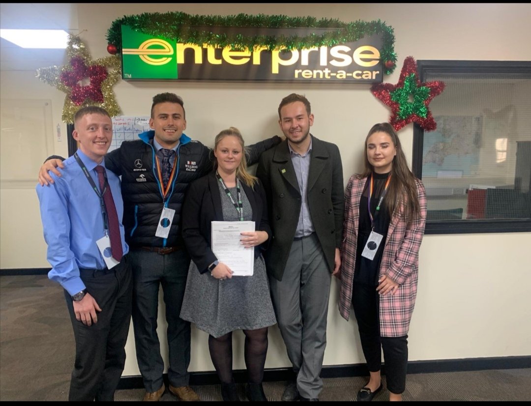 BudgeSophie's tweet photo. Loving my first week in Taunton branch! Already on week 6 of my folder 🙌 #U52hot2handle https://t.co/lHT8YzYxEM